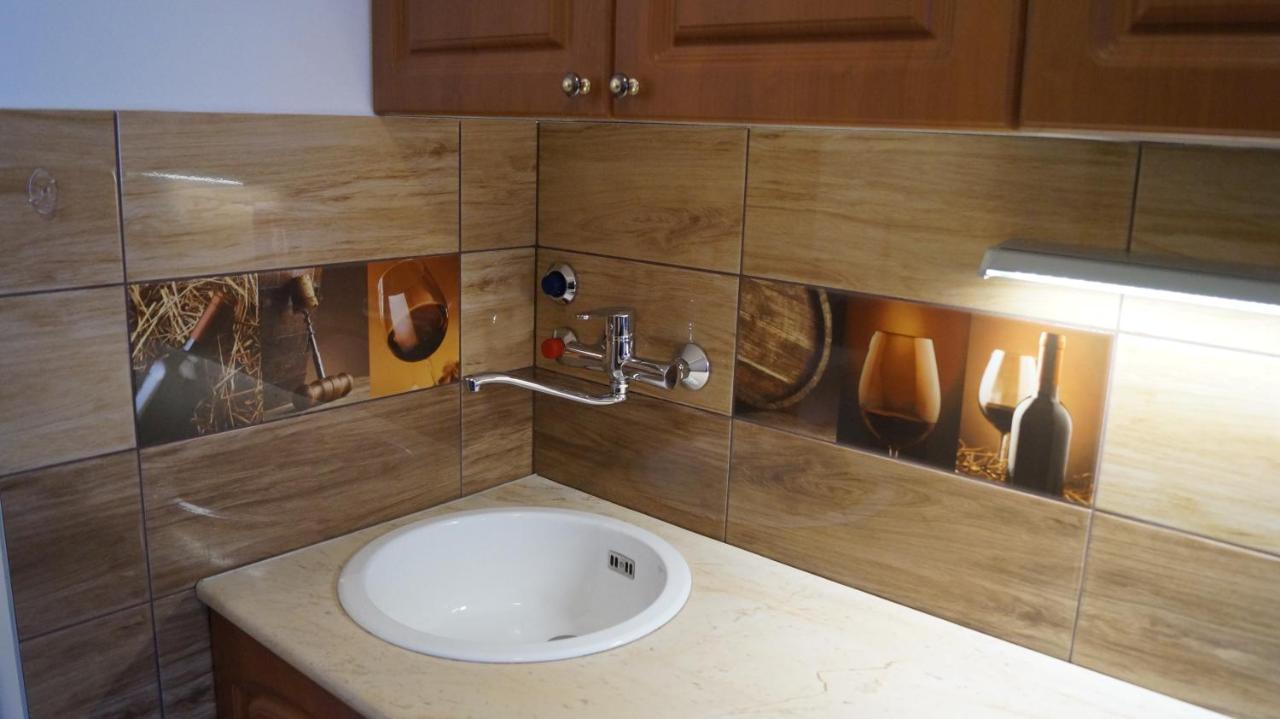 Apartment Sinko - Free Garage Parking, Central, 2 Bedrooms 4 Single Beds, Flexi Check-Out Budapest Exterior foto