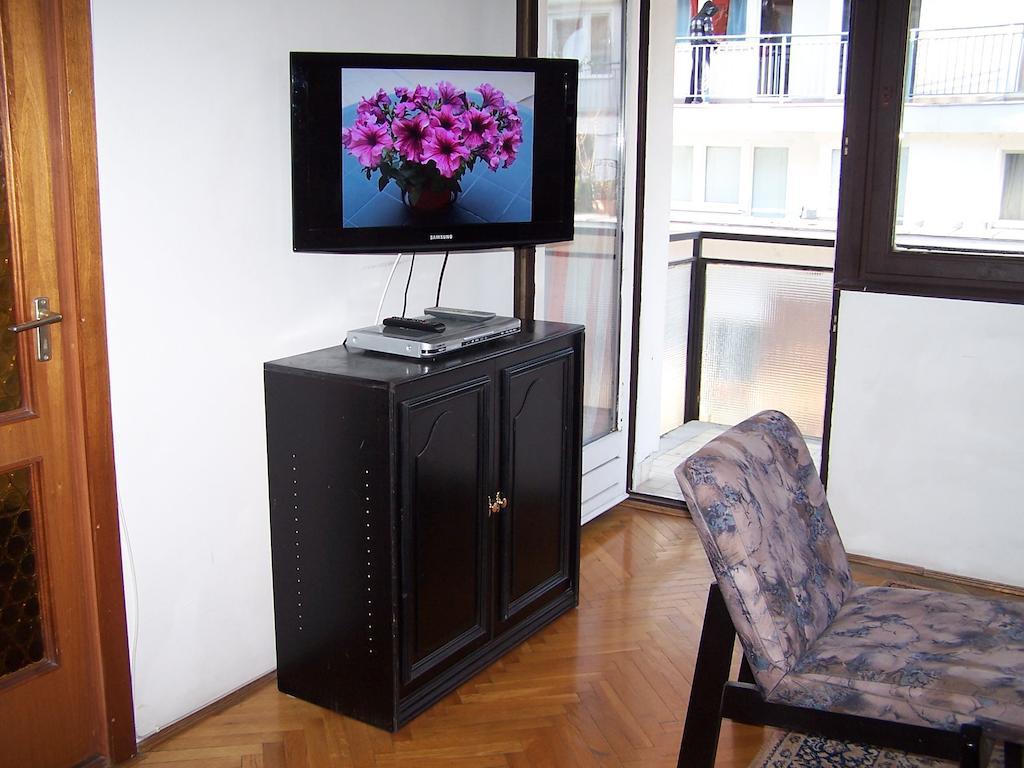 Apartment Sinko - Free Garage Parking, Central, 2 Bedrooms 4 Single Beds, Flexi Check-Out Budapest Exterior foto